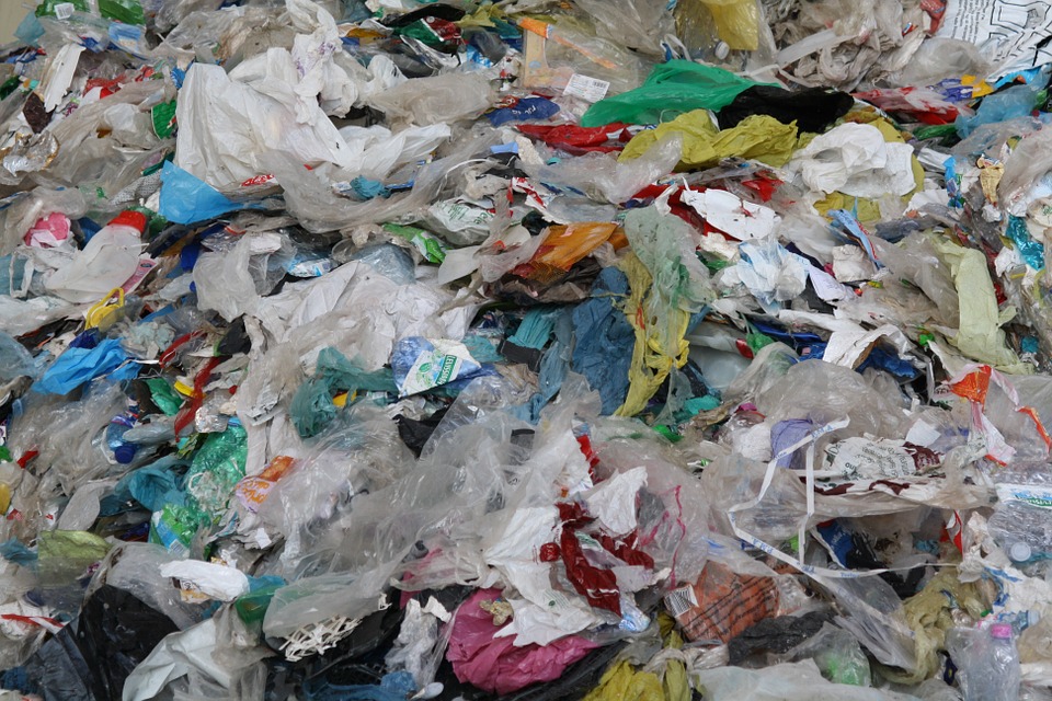 Новость - События - Передает Лондон: Малейшие частицы пластика могут вас убить