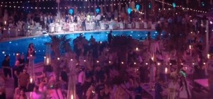 О масках и дистанции забыли: в Одессе открылись летние клубы