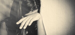 В Одессе мать избила 10-летнюю дочь раскаленной сковородкой: ребенок в ожогах 