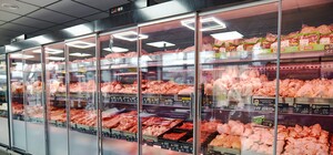 Острая кишечная инфекция: в одесские магазины могло попасть опасное мясо