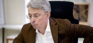Внезапно: глава Минкульта Александр Ткаченко подал в отставку