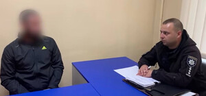 В Киевской области мужчина говорил, что он военный и просил денежную помощь