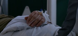 С разрушенной жизнью и инвалидностью: в Днепре спасают раненую семью из Бахмута