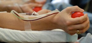 Ко Дню волонтера в Одессе можно сдать кровь и получить подарок