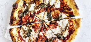 В Днепре три дня будут безплатно роздавать пицу: локации 