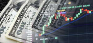 Курс валют в Украине 14 августа 2023: сколько стоит доллар и евро