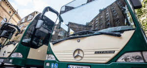 В Киев прибыли подаренные городу новые автобусы и вагоны метро - фото