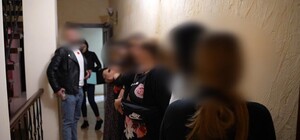 В массажном салоне Одессы задержали проституток
