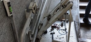 В Одессе сломали электроподъемник для людей с инвалидностью