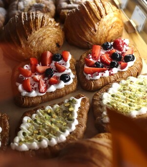 Новый вкусный тренд: где в Одессе попробовать плоские круассаны