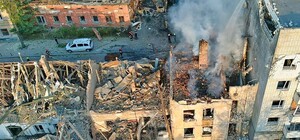 Львів’ян просять терміново здати кров для постраждалих від російського обстрілу