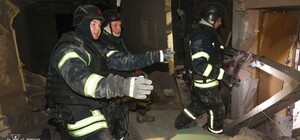 Спасатели показали последствия авиаудара в Холодногорском районе