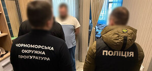 Обещал за 600 долларов обеспечить военнообязанного инвалидностью: в Одессе задержали врача