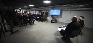 Зеленский посетил Днепропетровщину: регион получит почти 600 млн грн в поддержку общин и оборону