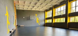 У Львові відремонтували школу, яка двічі постраждала від російських ракетних ударів