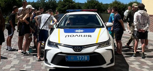 Познущалися і виклали відео у соцмережі: поліція Львівщини розслідує побиття неповнолітнього