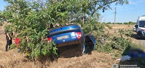 В Одесской области водитель в состоянии опьянения опрокинул авто с пассажирами: четверо травмированы, дело передано в суд