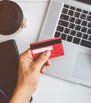 Как перевести деньги с украинской карты на польский: полная инструкция