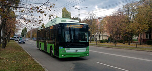 Какие трамваи и троллейбусы не курсируют в Харькове из-за обстрела: как доехать