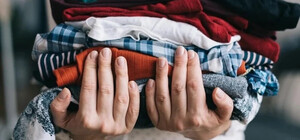 В Днепре собирают теплые вещи для эвакуированных: что нужно и куда приносить