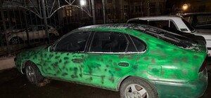 Ради тысячи гривен: в Одессе молодой человек поджег автомобиль соседа