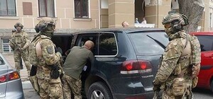 У Львові водій ТЦК збив жінку, яка перешкоджала мобілізації, відтягнув на узбіччя і поїхав: відео 