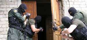 Дом учительницы на Печерске захватили рейдеры