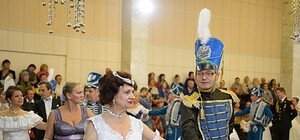 Запорожских пенсионеров приглашают на осенний бал