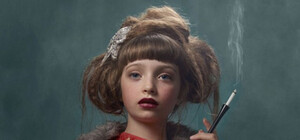 Соціальний експеримент: як львів'яни давали сигарети дитині