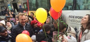 Садовий пообіцяв шаховій королеві Марії Музичук 