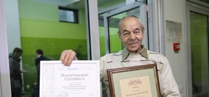 Поїде в Європу: львів'яни обрали найкращого двірника року