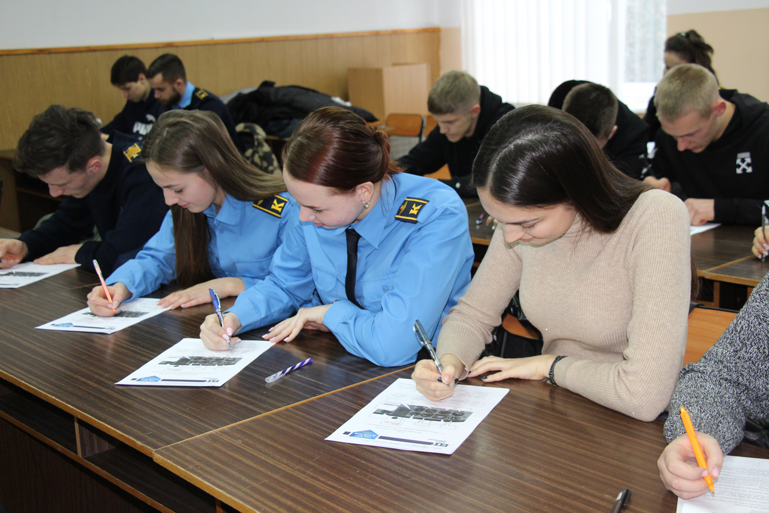 Лондон все ближе: украинские студенты продолжают борьбу в 